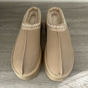 Platform shoe * run small